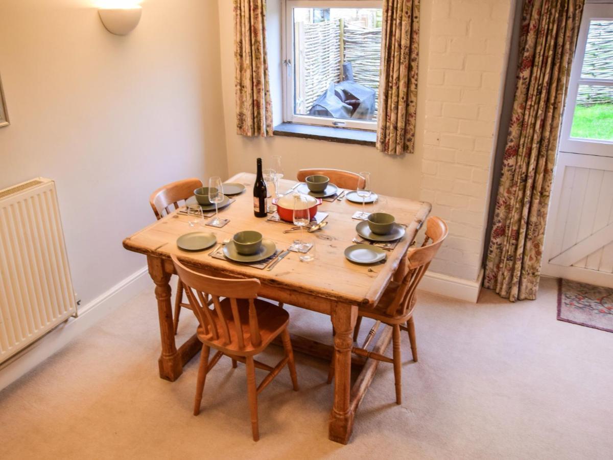 Holiday home Granary, *